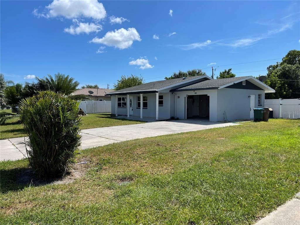 2328 COUNTRY CLUB BOULEVARD CAPE CORAL, FL 33990