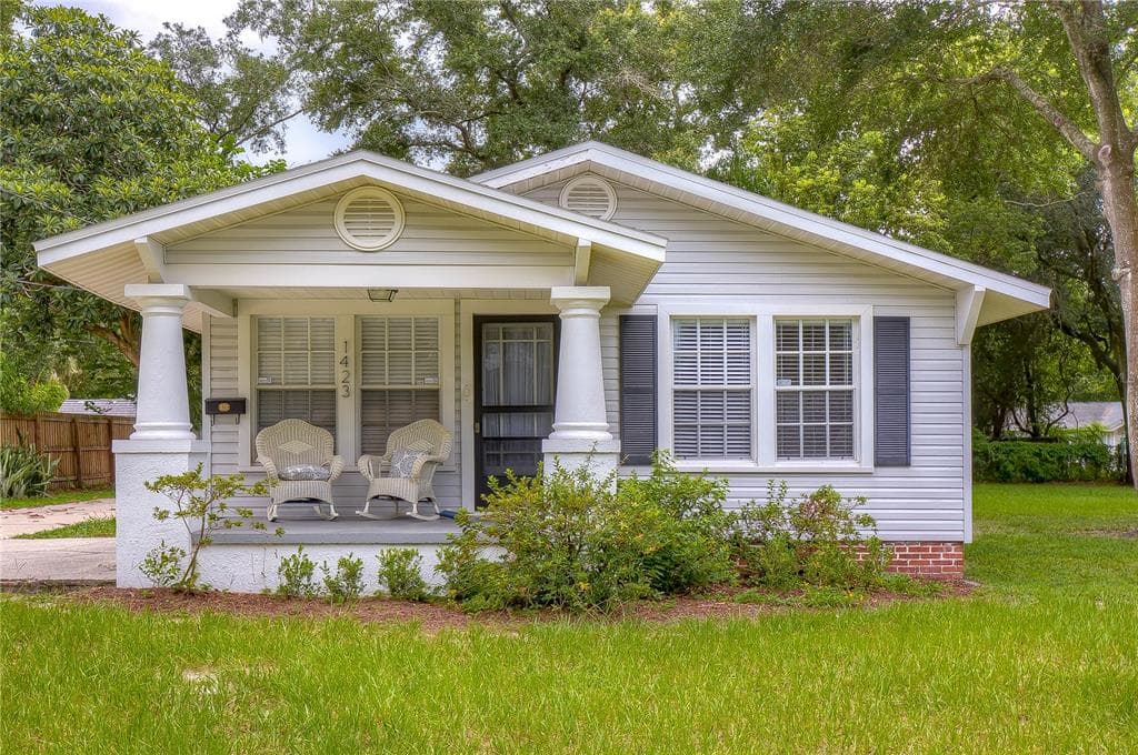 1423 E POWHATAN AVENUE TAMPA, FL 33604
