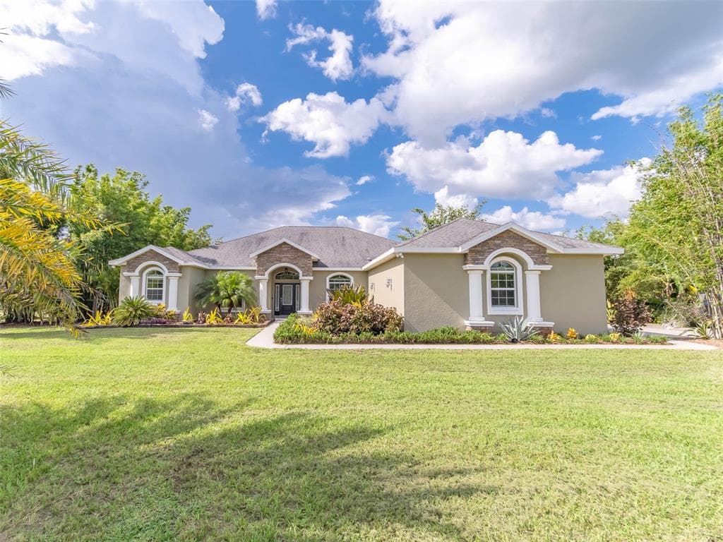 2350 VIRGIL HALL ROAD LITHIA, FL 33547