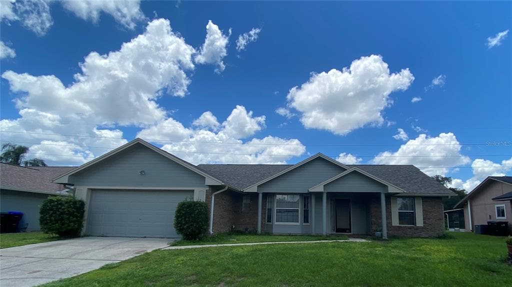 8124 BROCATEL COURT ORLANDO, FL 32822