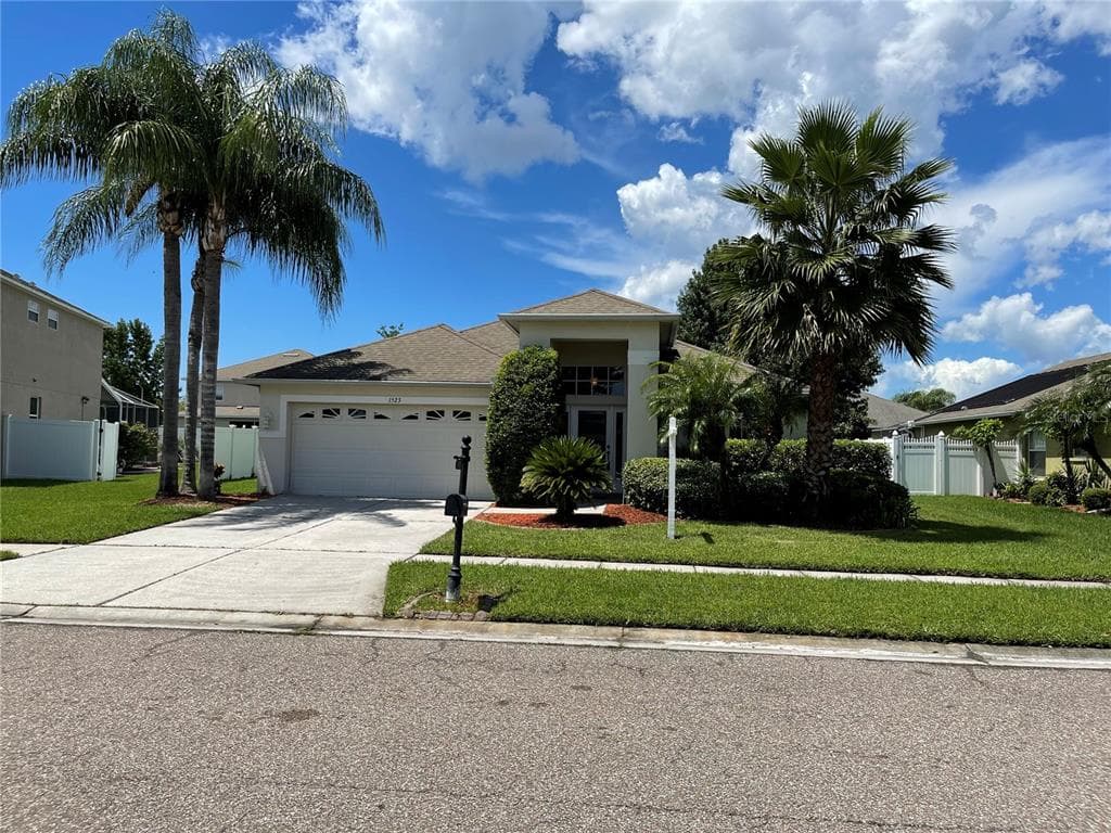 1523 SWEETSPIRE DRIVE
