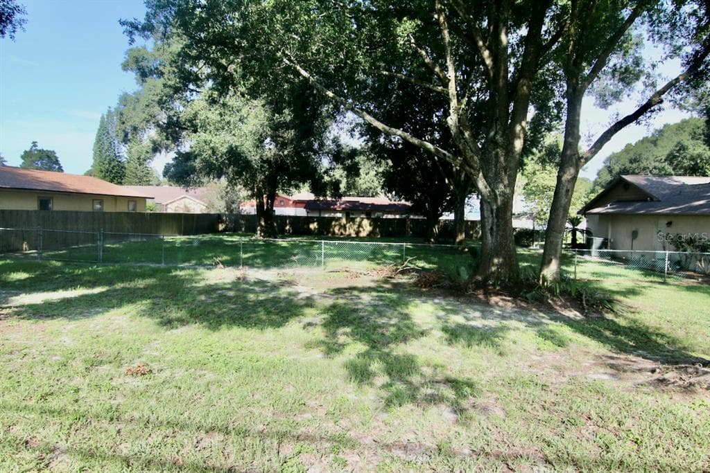 13206 LAKE MAGDALENE BOULEVARD TAMPA, FL 33618