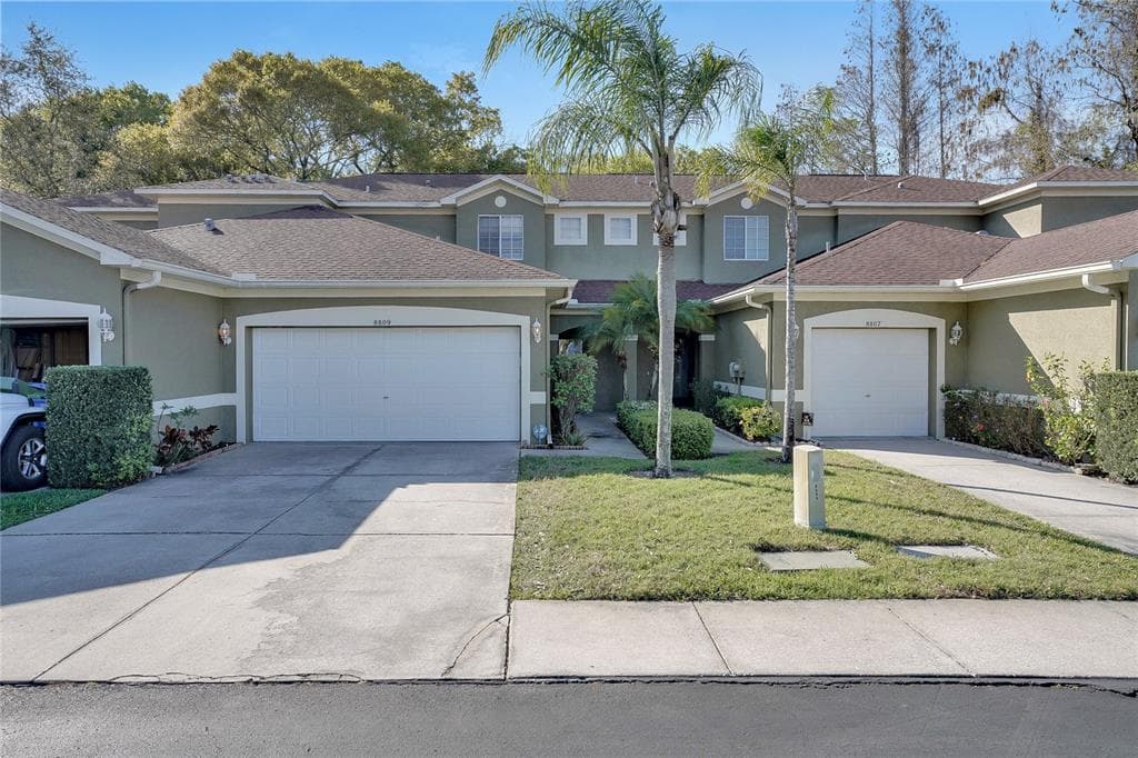 8809 CASABLANCA WAY TAMPA, FL 33626