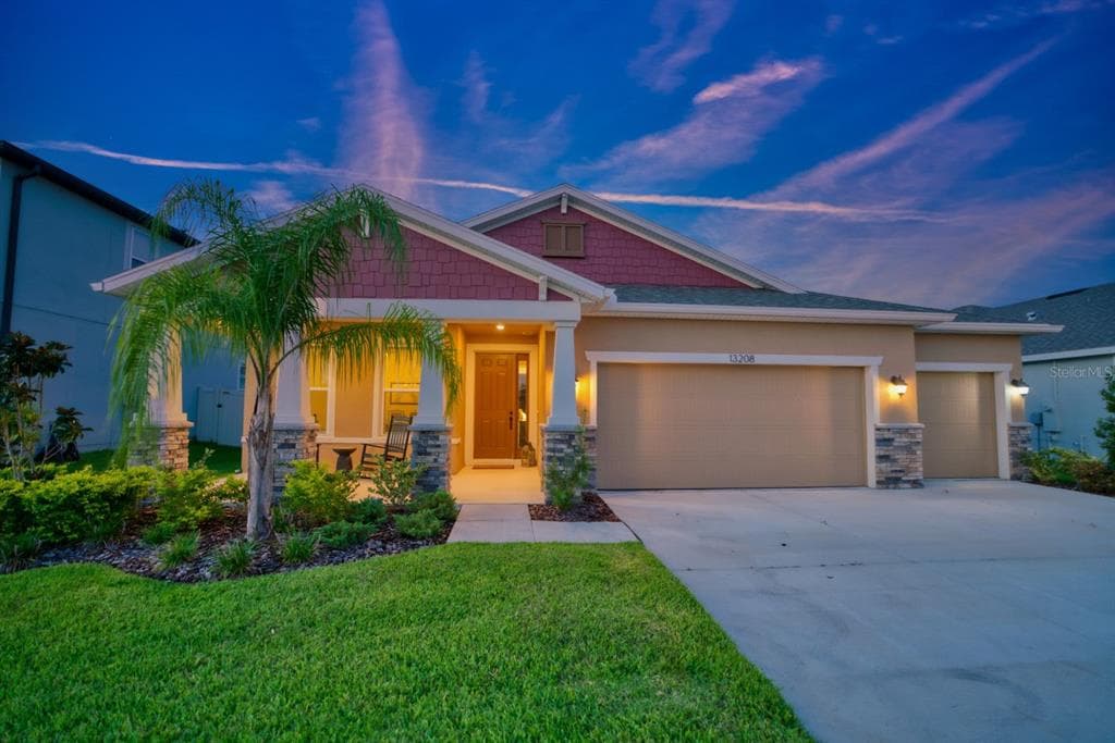 13208 MOSS GRASS WAY RIVERVIEW, FL 33579