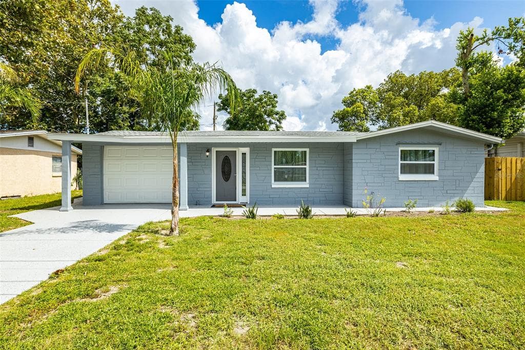 5137 SUWANNEE DRIVE