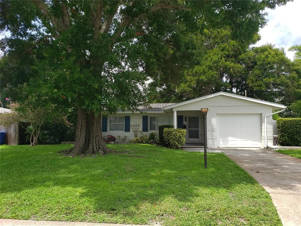 3746 61ST WAY N ST PETERSBURG, FL 33710