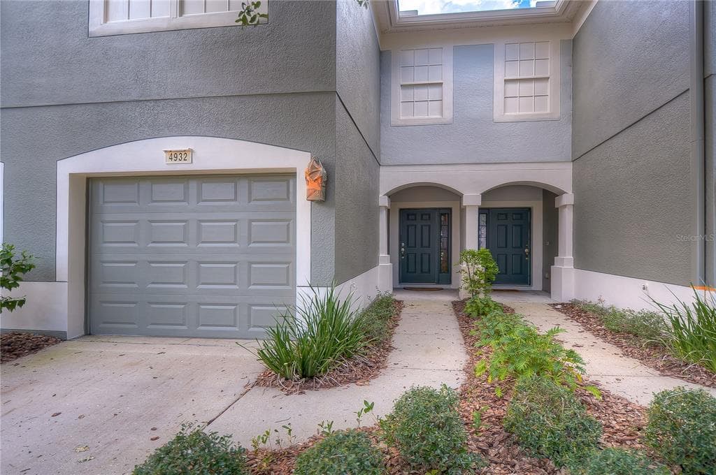 4932 POND RIDGE DRIVE RIVERVIEW, FL 33578