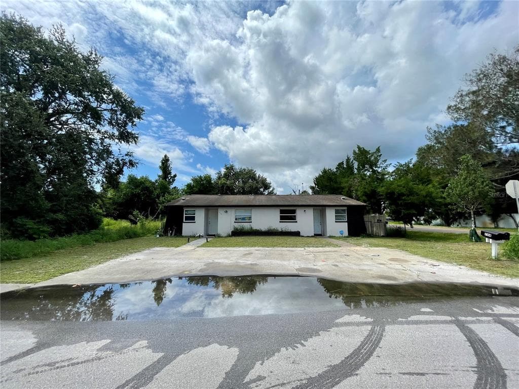 7112 DIPAOLA DRIVE HUDSON, FL 34667