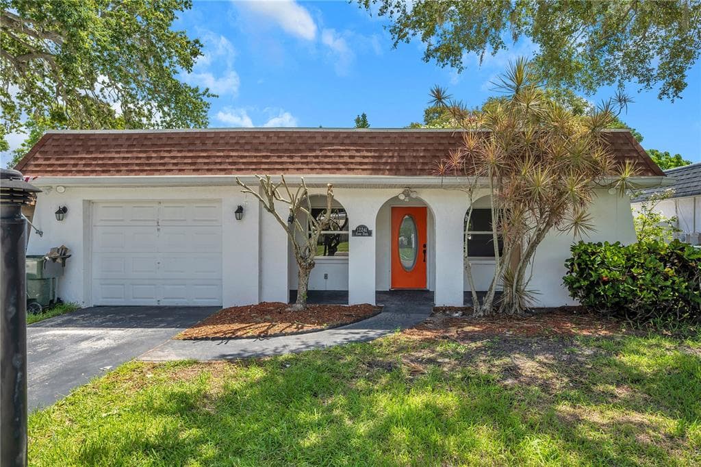12241 ELDON DRIVE LARGO, FL 33774