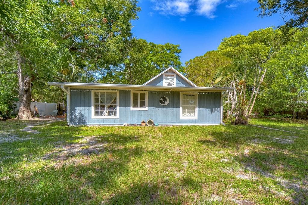 2213 52ND STREET S GULFPORT, FL 33707