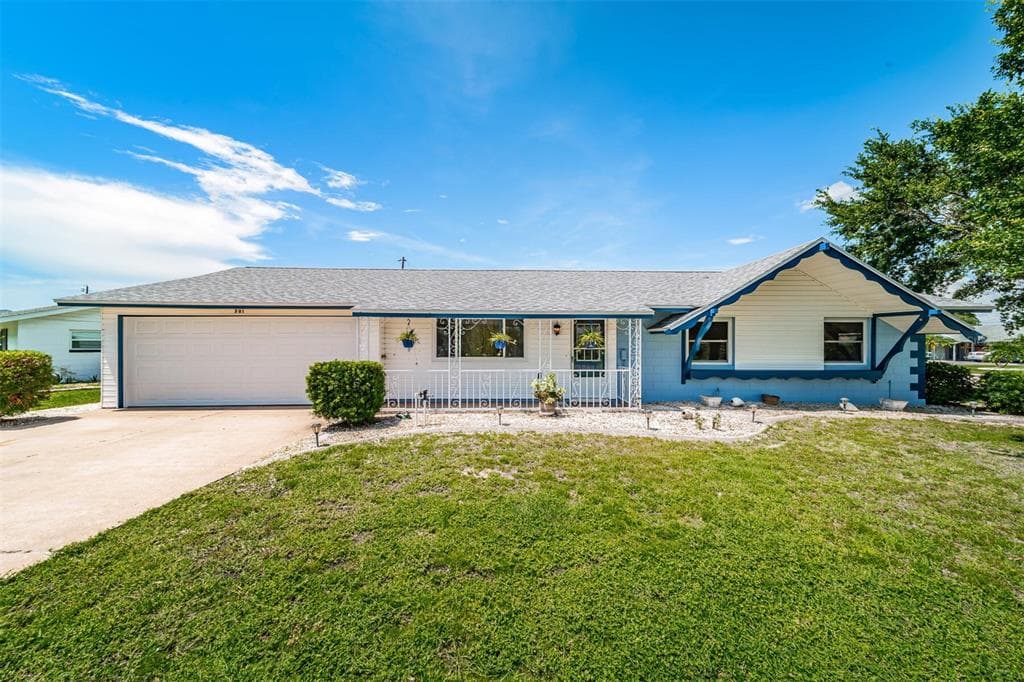 701 DESERT HILLS WAY SUN CITY CENTER, FL 33573