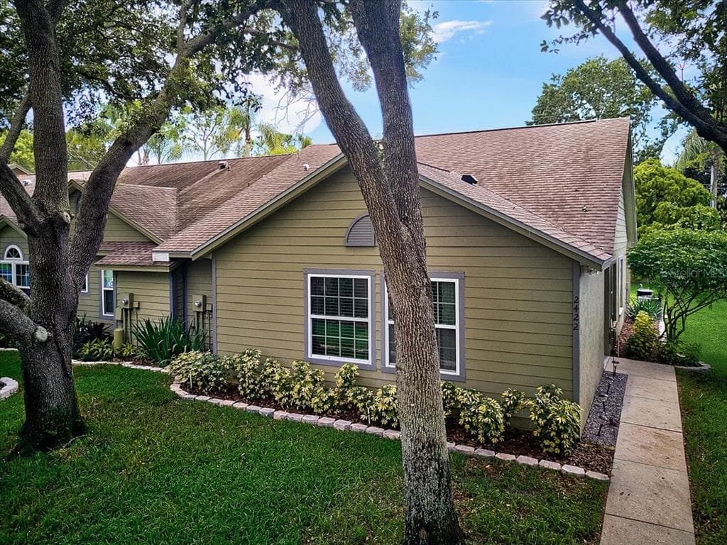 2422 BENTLEY DRIVE PALM HARBOR, FL 34684
