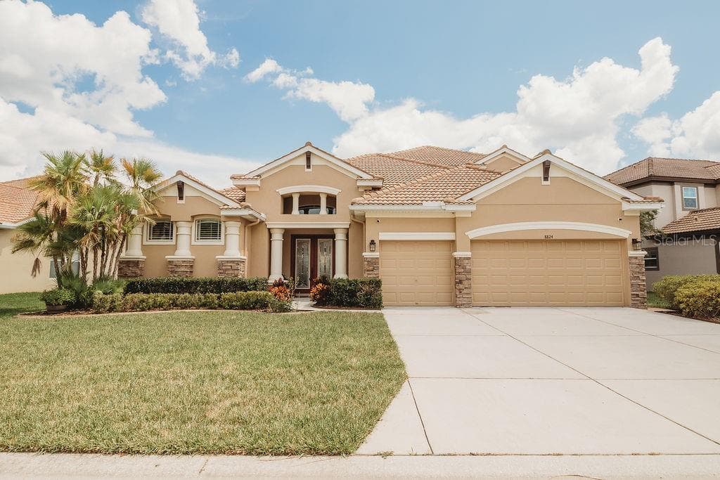 8824 NEW ALEXANDRIA LOOP NEW PORT RICHEY, FL 34654