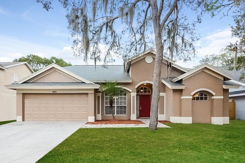 4011 QUAIL BRIAR DRIVE VALRICO, FL 33596