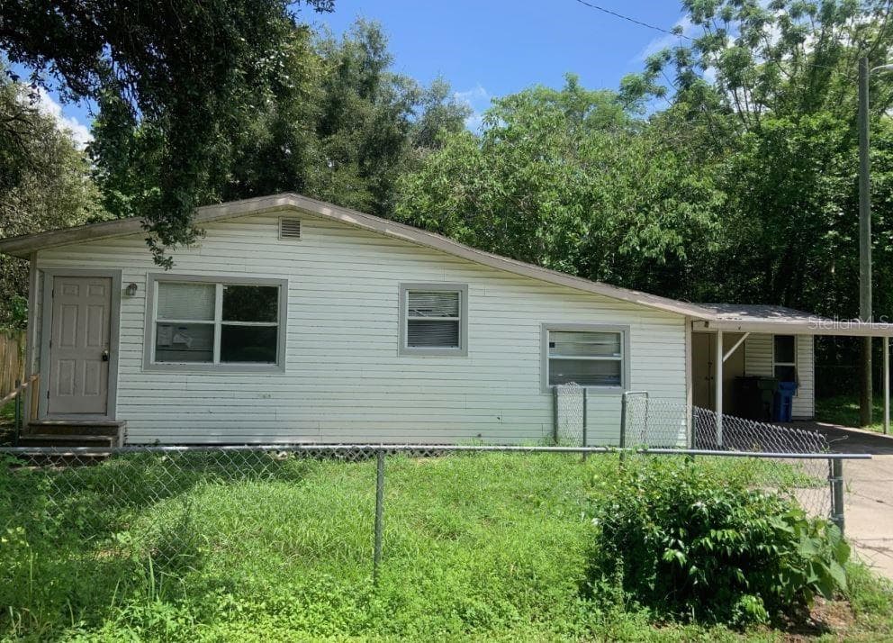 708 LEXINGTON BOULEVARD TAMPA, FL 33612