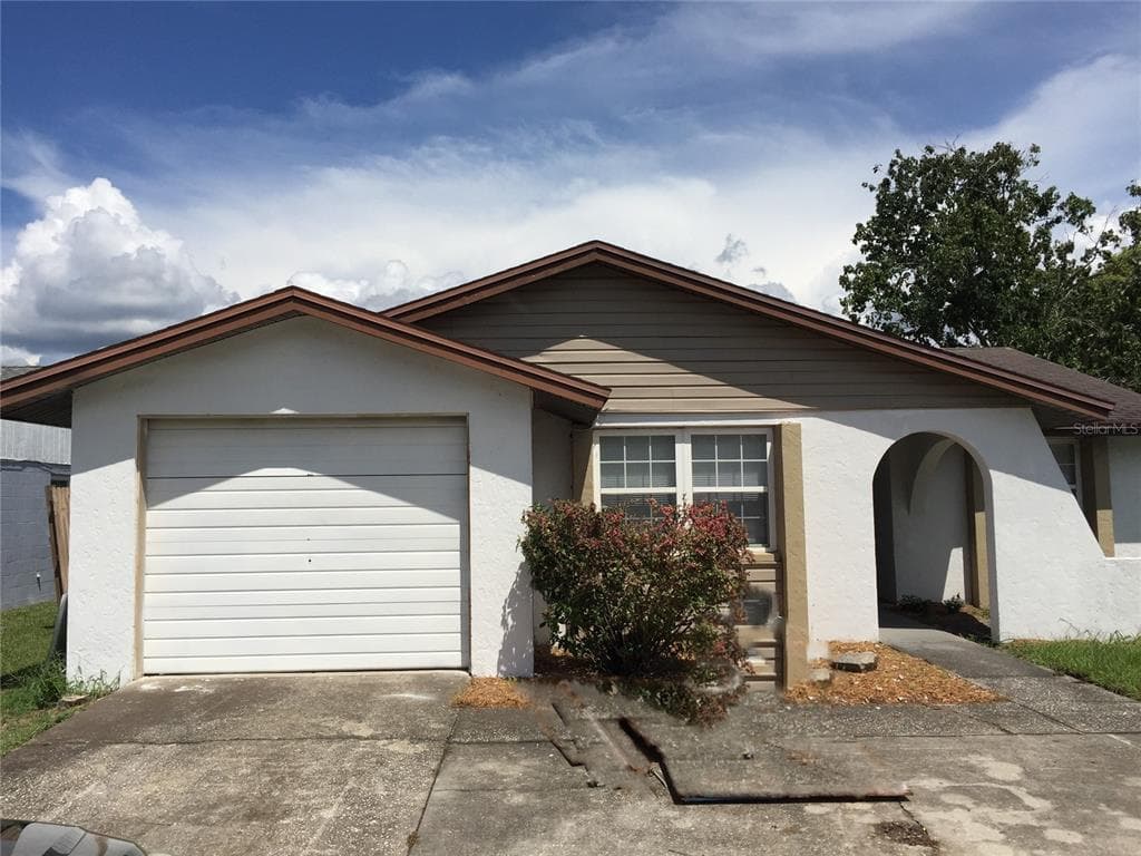 12503 MONDRAGON DRIVE TAMPA, FL 33625