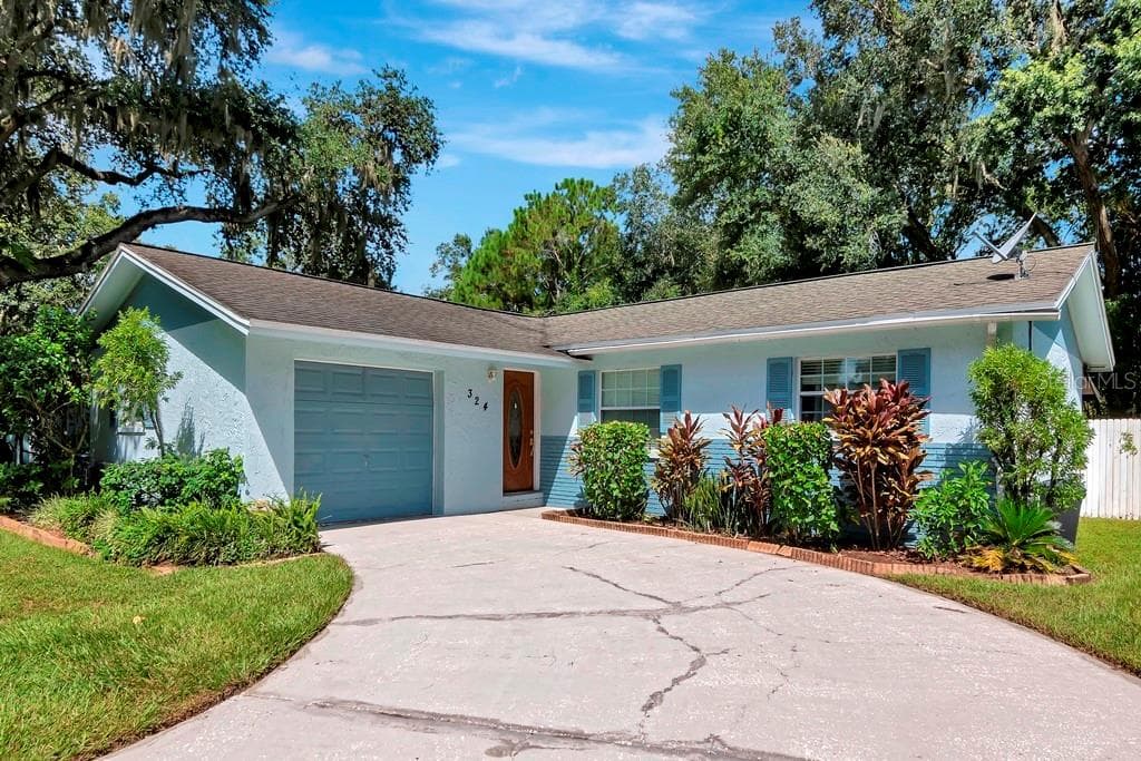 324 PHEASANT CIRCLE BRANDON, FL 33510