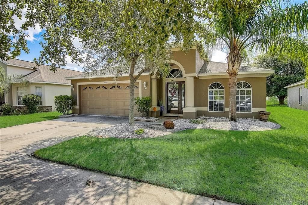 2336 LAWRENCE HALL STREET RUSKIN, FL 33570