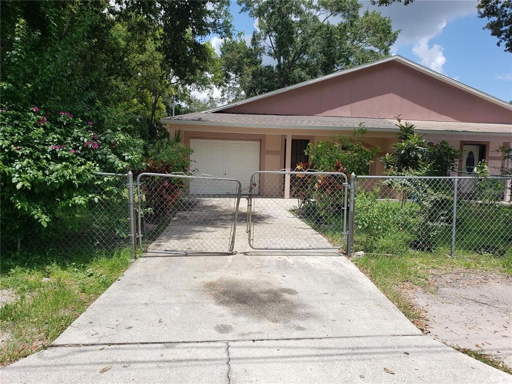2610 E 31ST AVENUE UNIT A TAMPA, FL 33610