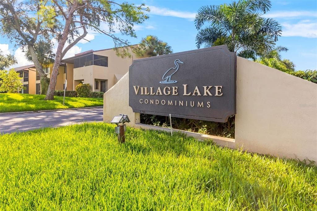 775 N VILLAGE DRIVE N UNIT 101B ST PETERSBURG, FL 33716