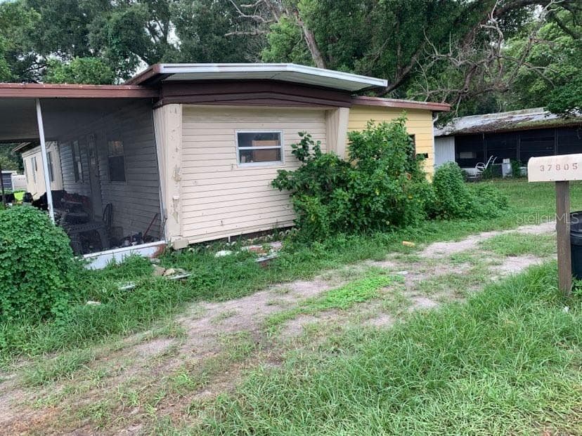 37805 CECIL LANE ZEPHYRHILLS, FL 33542