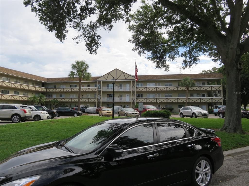 2464 AUSTRALIA WAY E UNIT 48 CLEARWATER, FL 33763