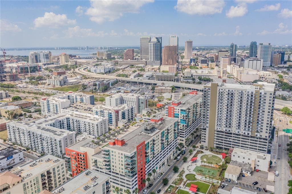 1120 E KENNEDY BOULEVARD UNIT 1427 TAMPA, FL 33602