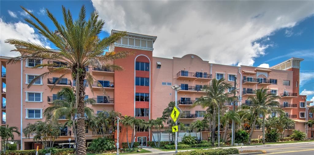 13235 GULF BOULEVARD UNIT 506 MADEIRA BEACH, FL 33708