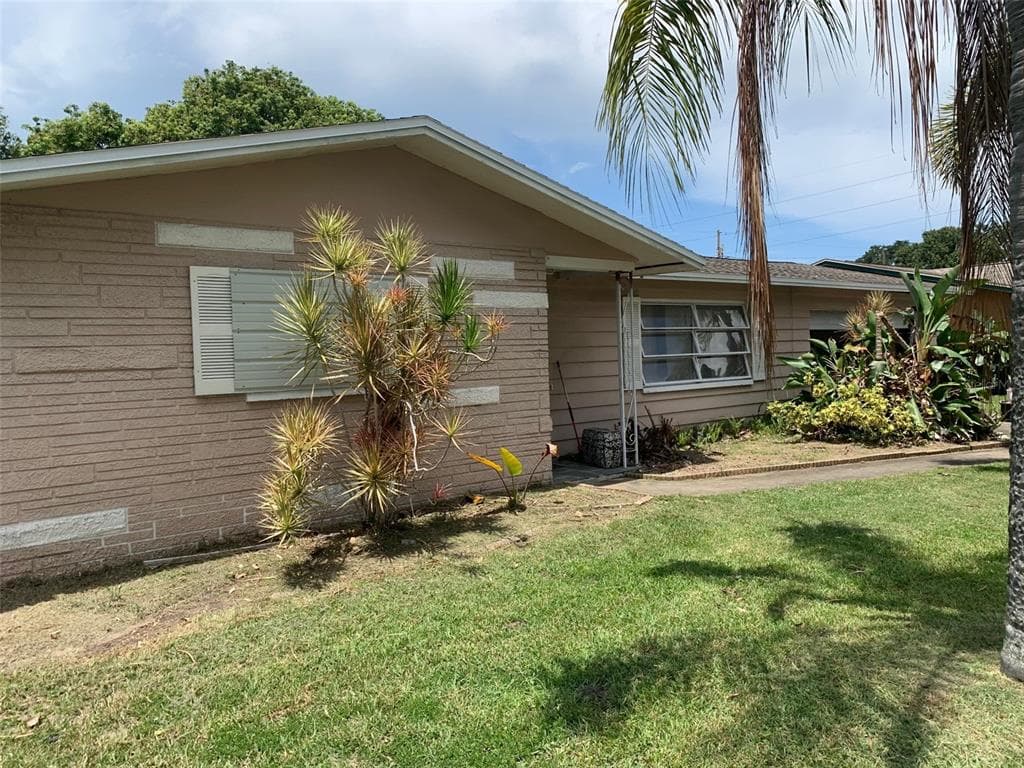 1872 YALE DRIVE CLEARWATER, FL 33765