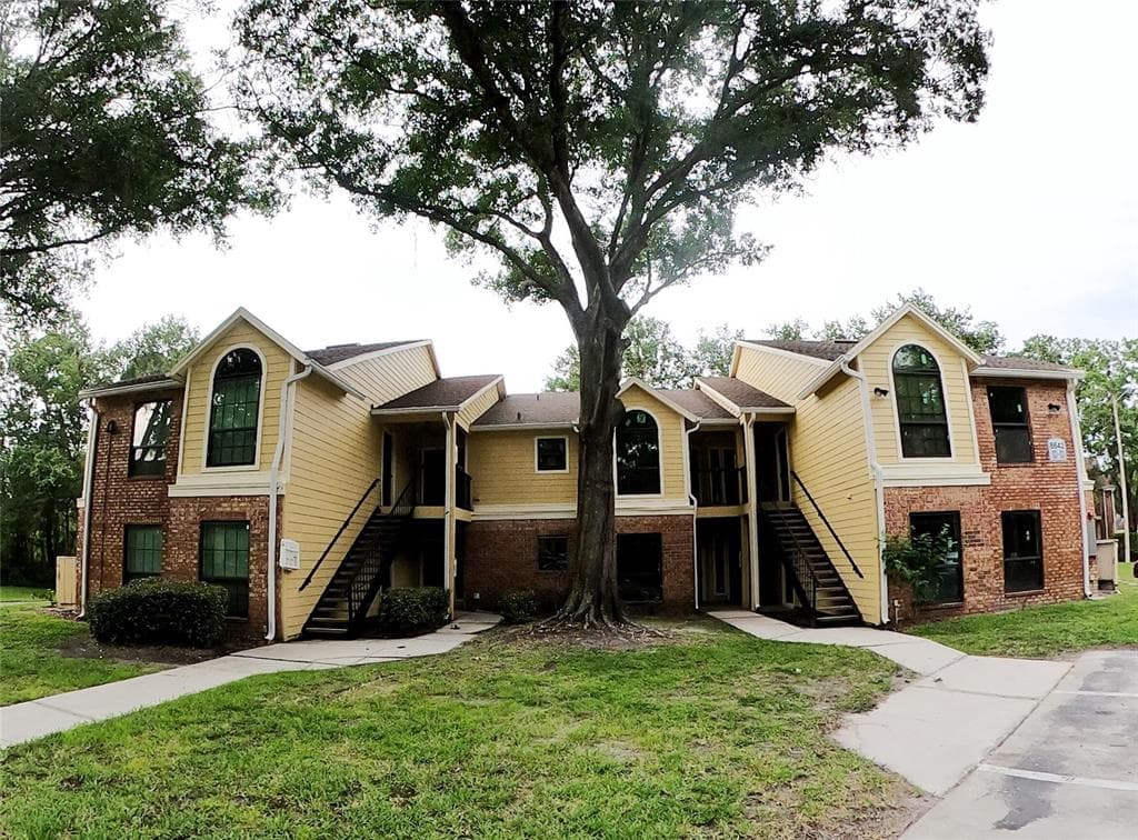 8642 MALLARD RESERVE DRIVE UNIT 103 TAMPA, FL 33614