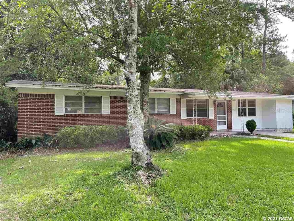 1911 NW 39th DRIVE Gainesville, FL 32605