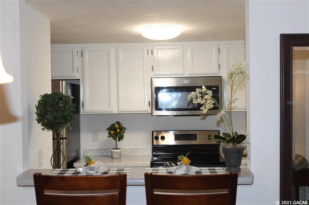 4609 SW 67TH TERRACE Gainesville, FL 32608