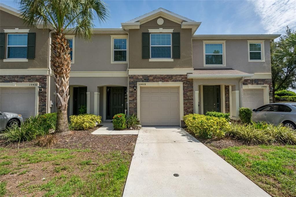 10428 RED CARPET CT