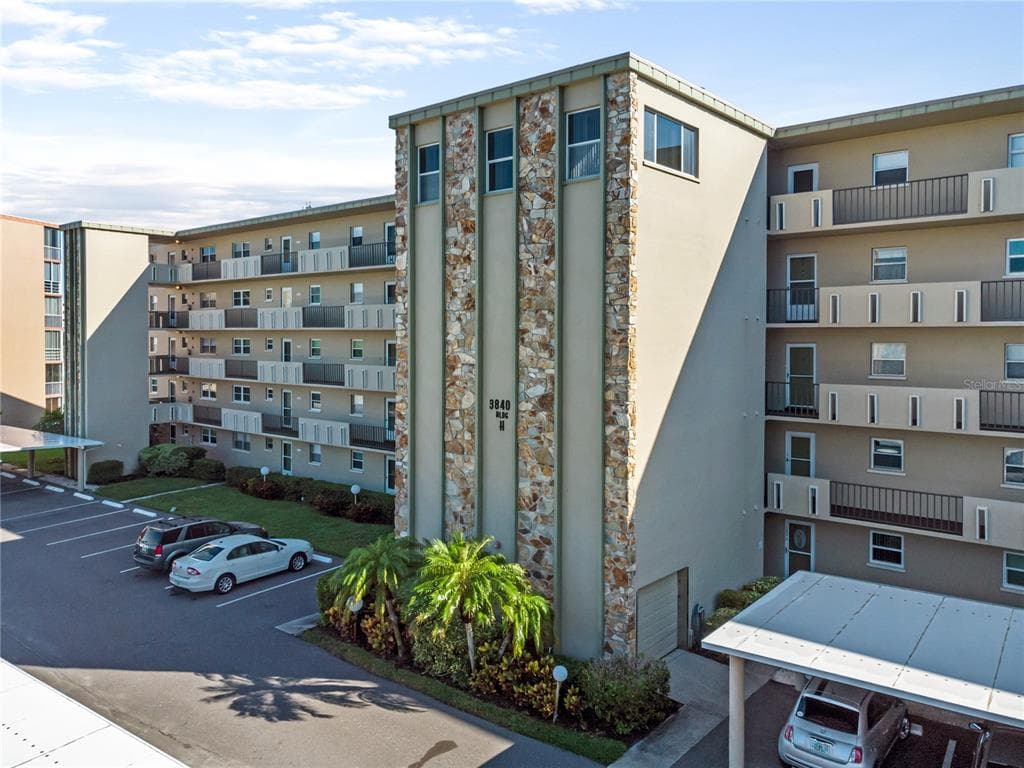 3840 IRONWOOD LANE UNIT 504H BRADENTON, FL 34209