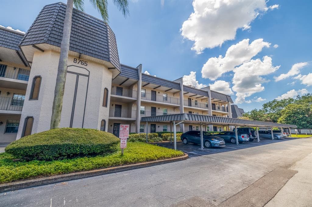 8765 BARDMOOR BOULEVARD UNIT 307 LARGO, FL 33777