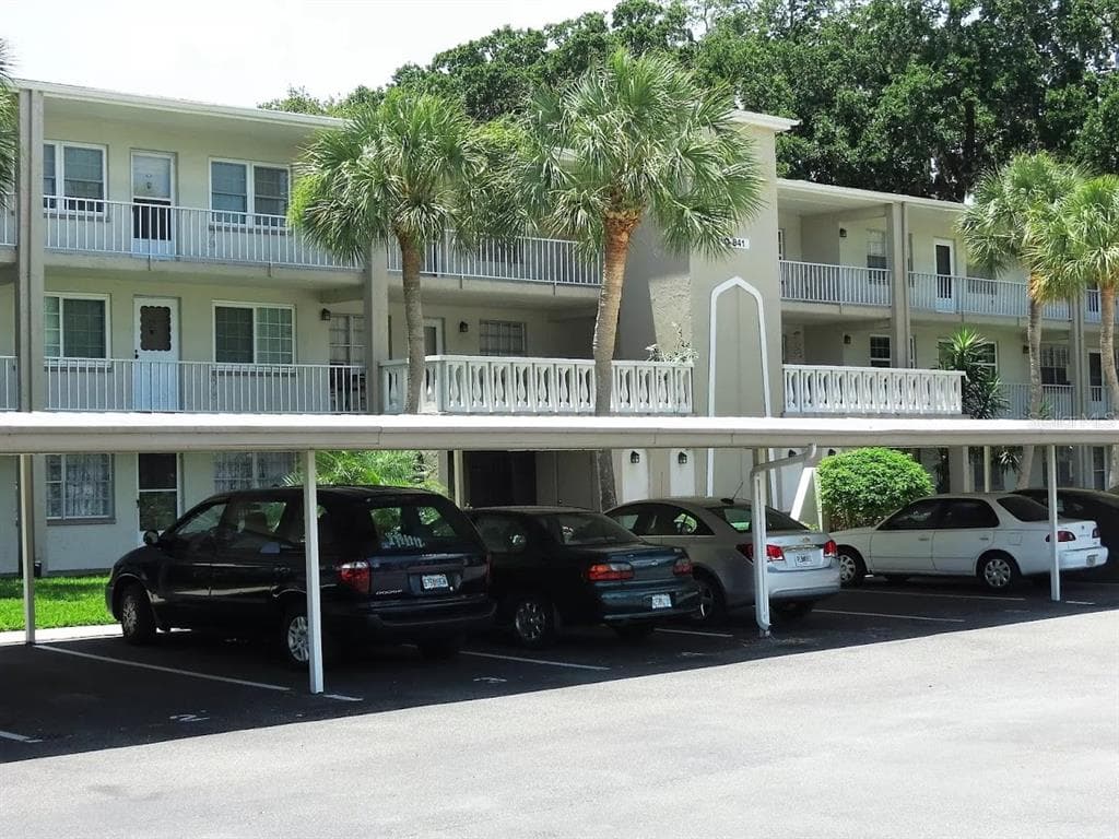 841 PATRICIA AVENUE UNIT 207