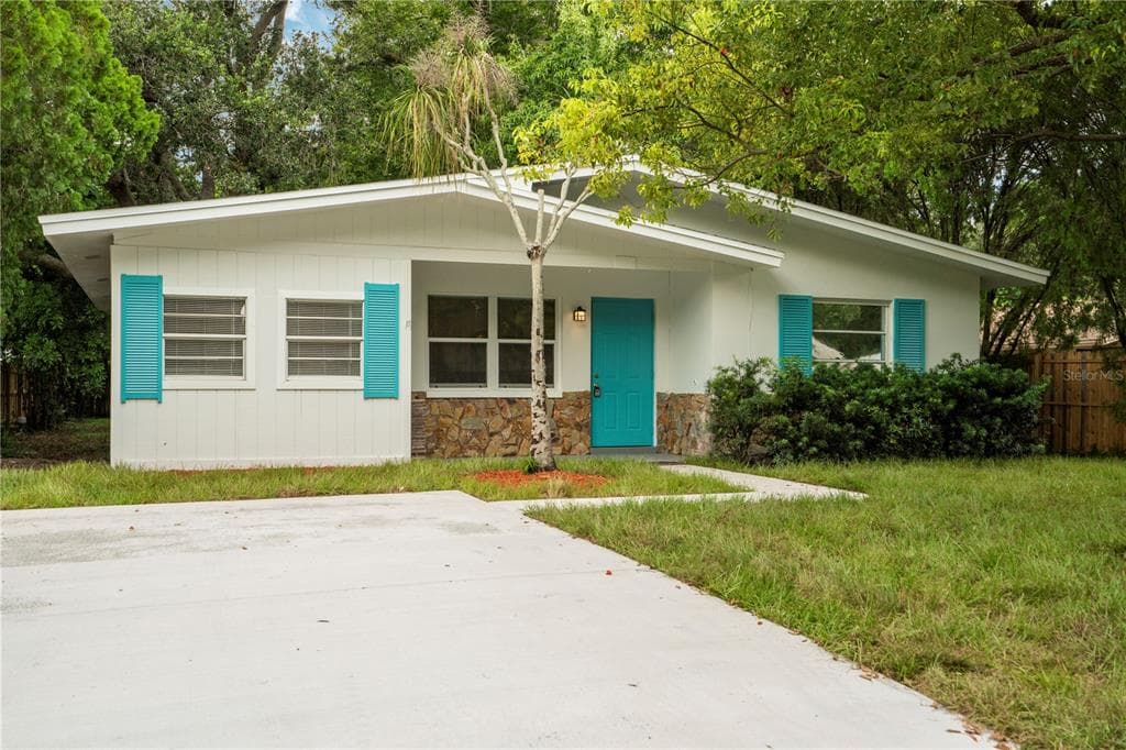 374 ROYAL PALM DRIVE