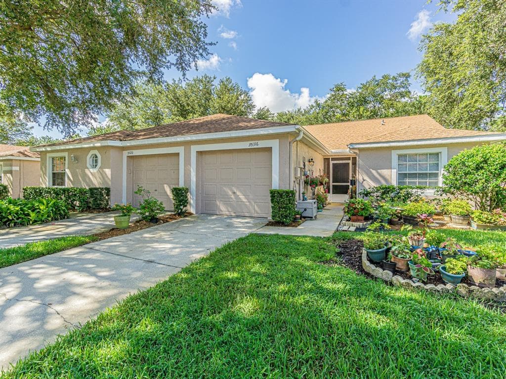 35316 WHISPERING PINES DRIVE ZEPHYRHILLS, FL 33541