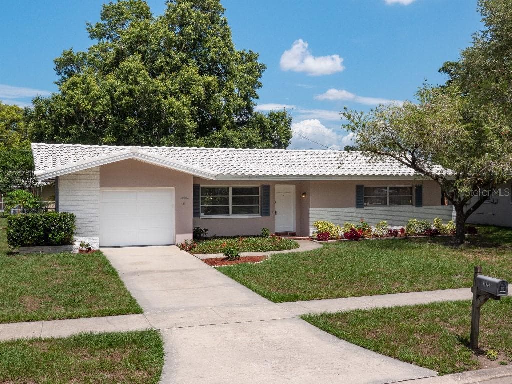 1425 AMBASSADOR DRIVE CLEARWATER, FL 33764