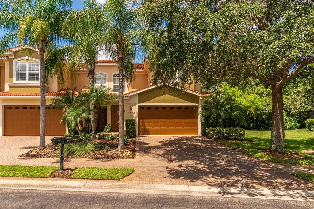 13966 CLUBHOUSE DRIVE TAMPA, FL 33618