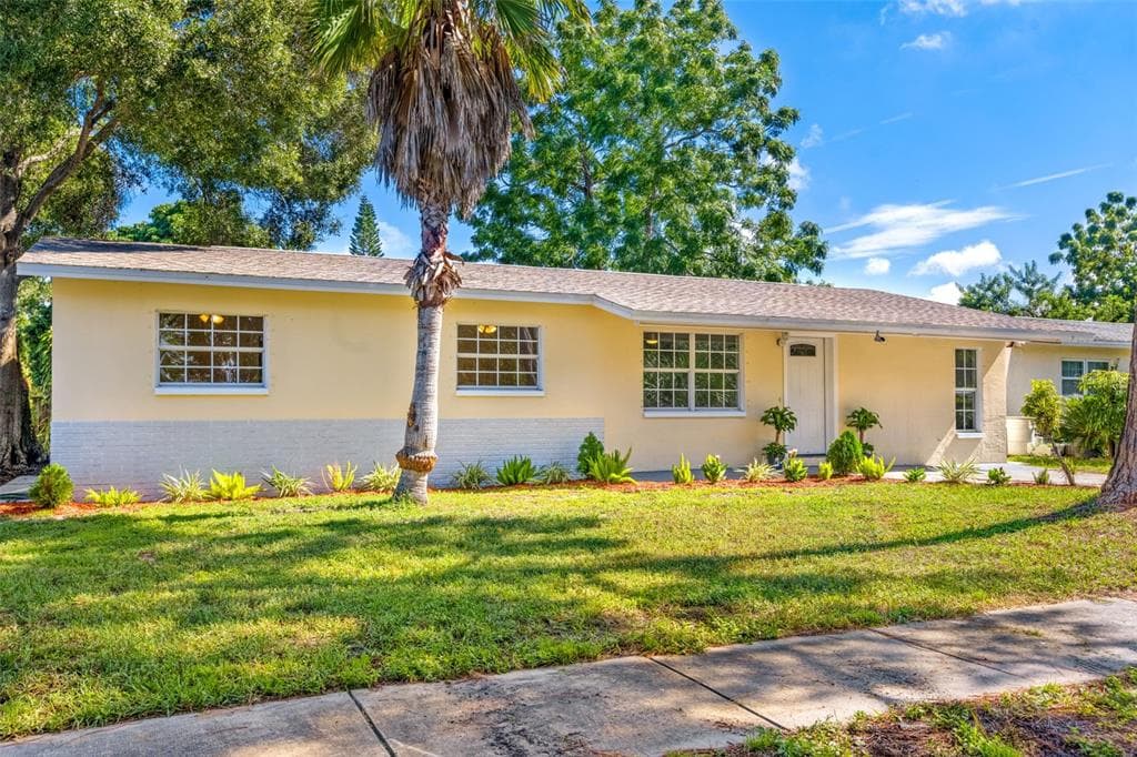 3897 42ND AVENUE N ST PETERSBURG, FL 33714