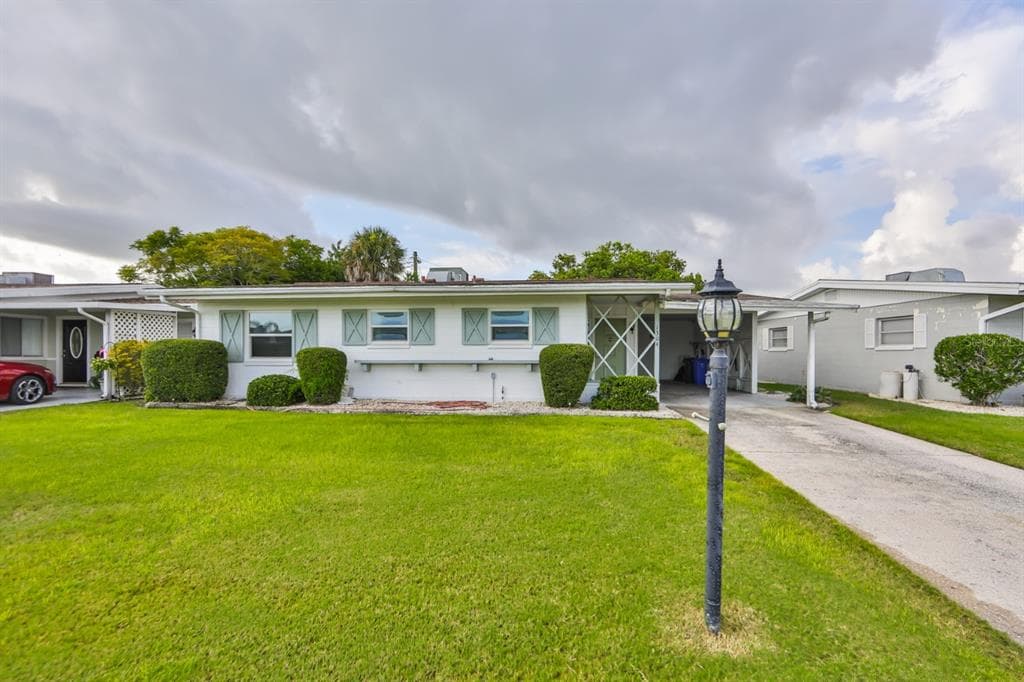 1304 BEACH BOULEVARD SUN CITY CENTER, FL 33573