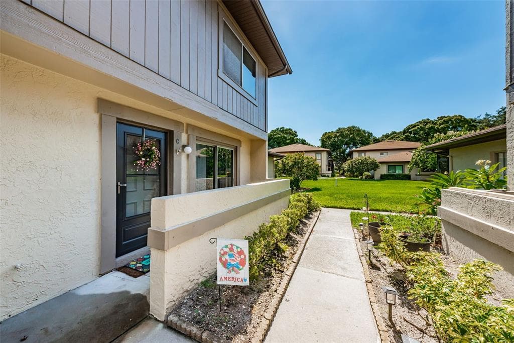 2935 LICHEN LANE UNIT C CLEARWATER, FL 33760