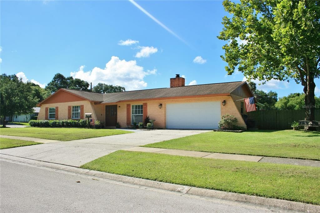 705 ROOKS ROAD SEFFNER, FL 33584