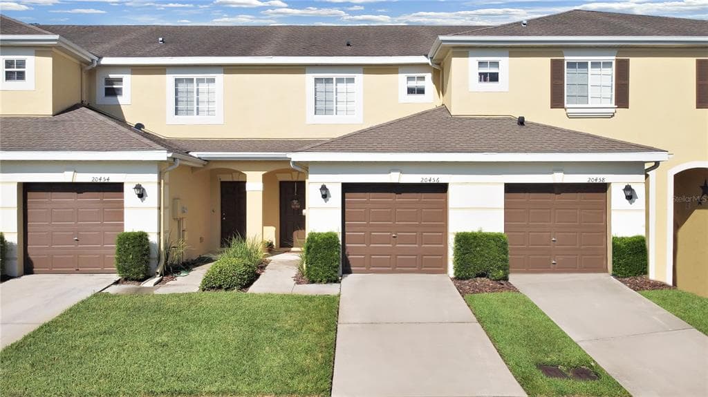 20456 NEEDLETREE DRIVE TAMPA, FL 33647