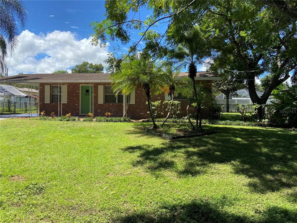 5637 SE 6TH STREET LAKELAND, FL 33813