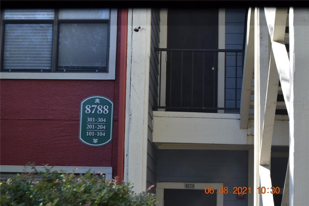 8788 KEY BISCAYNE DRIVE UNIT 104 TAMPA, FL 33614