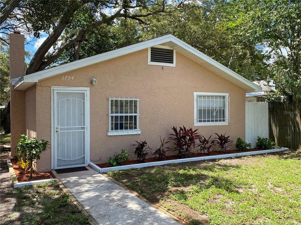 3754 18TH TERRACE S ST PETERSBURG, FL 33711