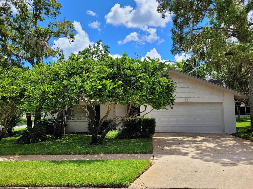 12801 SANDBURST LANE HUDSON, FL 34667