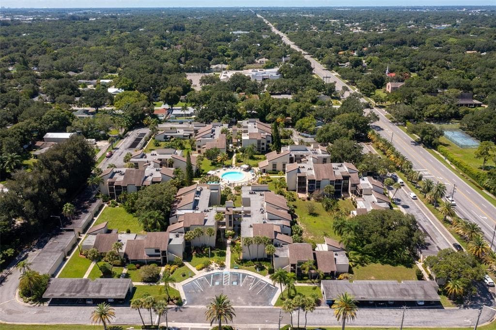 2209 BELLEAIR RD UNIT C3 CLEARWATER, FL 33764
